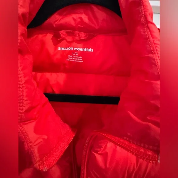 Amazon Essentials red puffer jacket Large - Picture 7 of 11